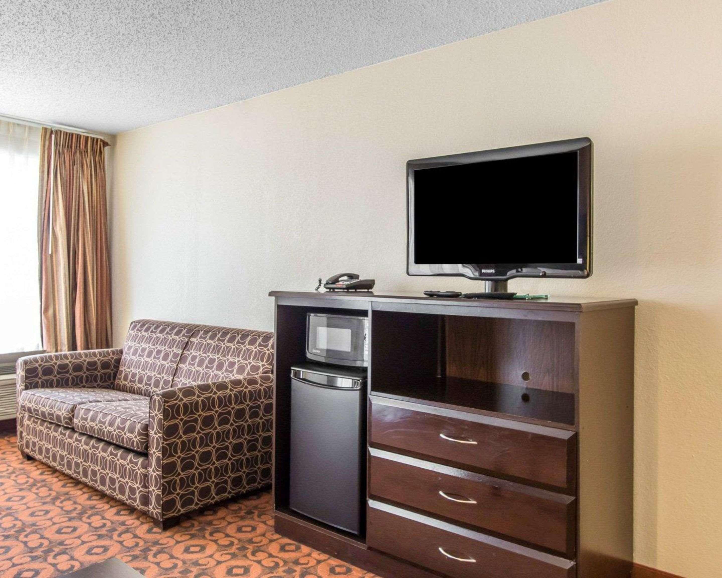 Motel 6 Oklahoma City Ok Fairgrounds West Exterior photo